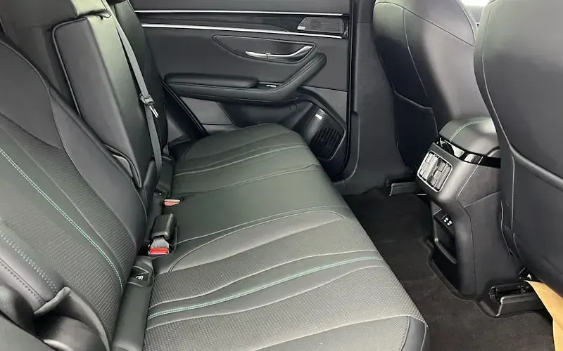 Used BYD Seal U Comfort 218 HP (160 kW) 2024 Grey SUV