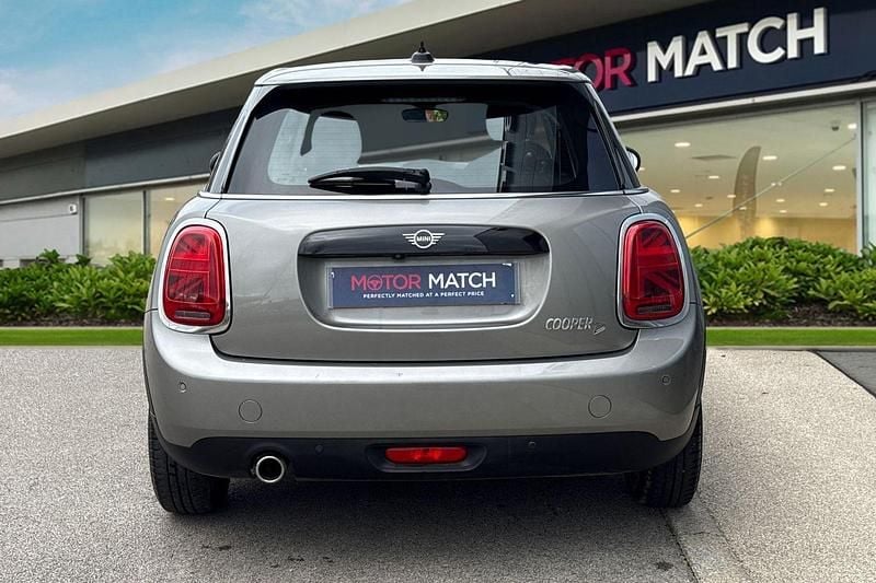 Used Mini Cooper D Hatch 2018 Silver Hatchback