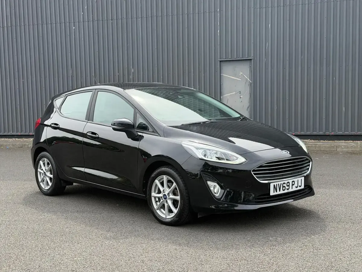 Used Ford Fiesta Zetec 100 HP (73 kW) 2020 Black Hatchback