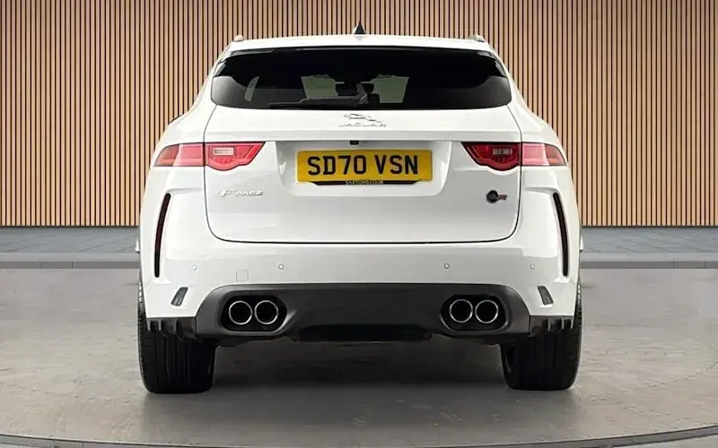 Used Jaguar F-Pace SVR 551 HP (405 kW) 2020 Fuji white SUV