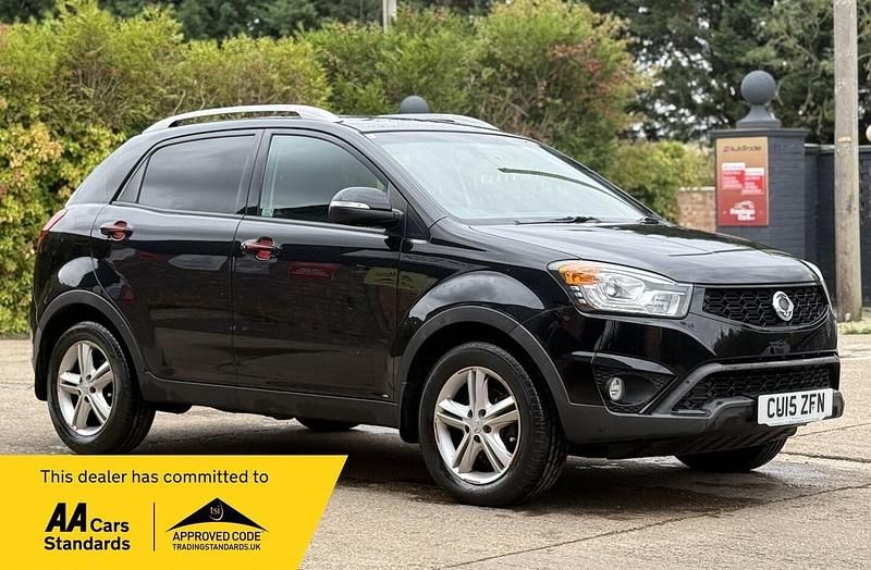 Black Used 2015 Ssangyong (KGM) Korando SUV | £4,890 - Image 1/2