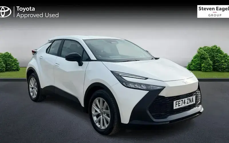 Used Toyota C-HR 140 HP (102 kW) 2024 SUV
