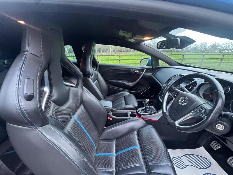 Used Vauxhall Astra GTC S 2013 Blue Hatchback