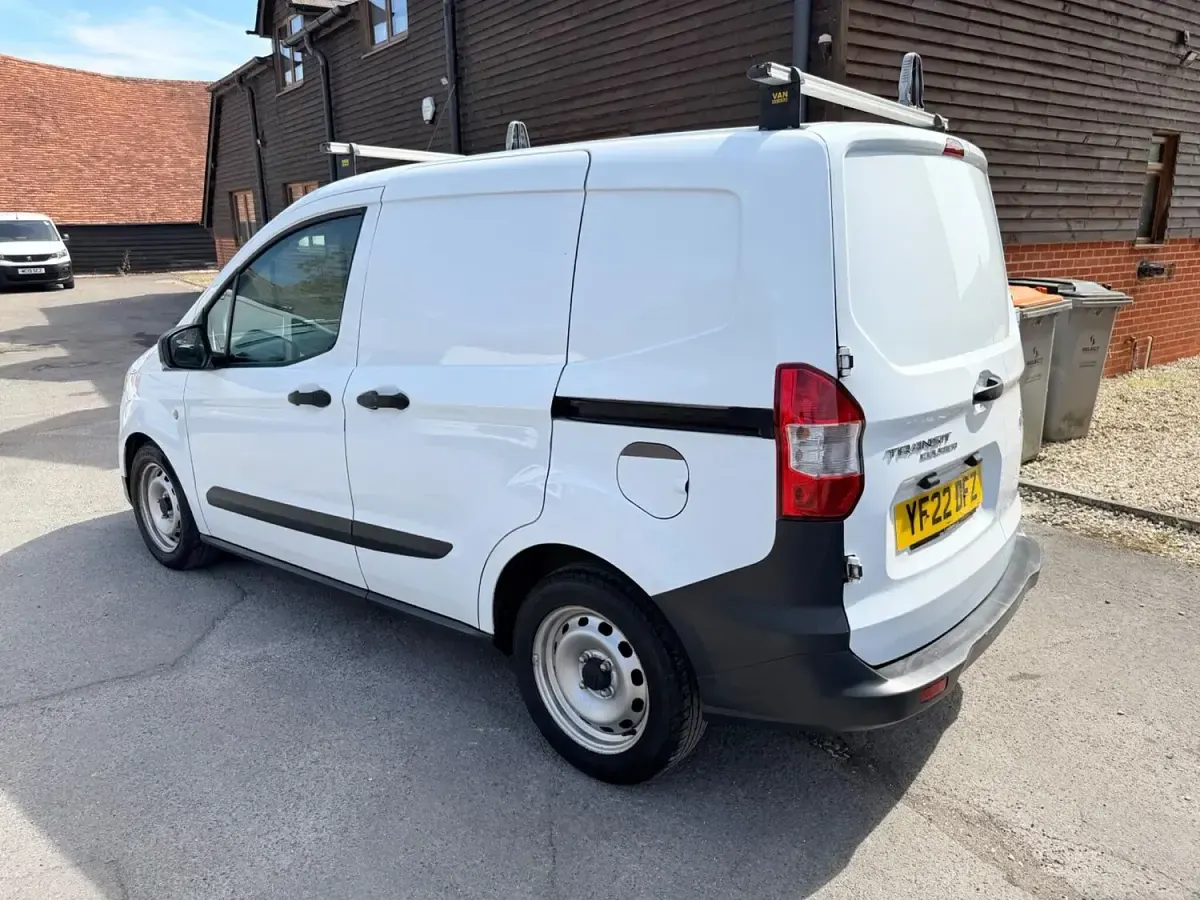 Used Ford Courier S 2022 White MPV