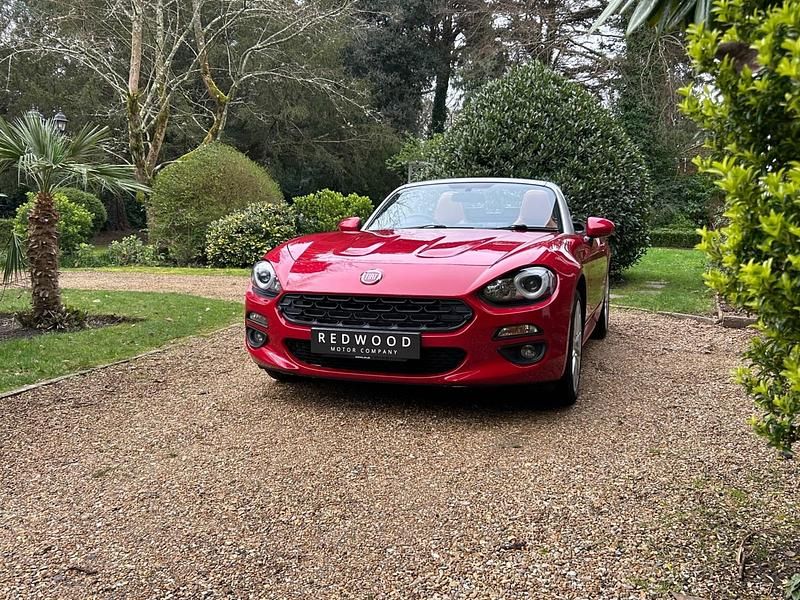 Used Fiat 124 Spider Lusso 140 HP (102 kW) 2018 Red Cabriolet