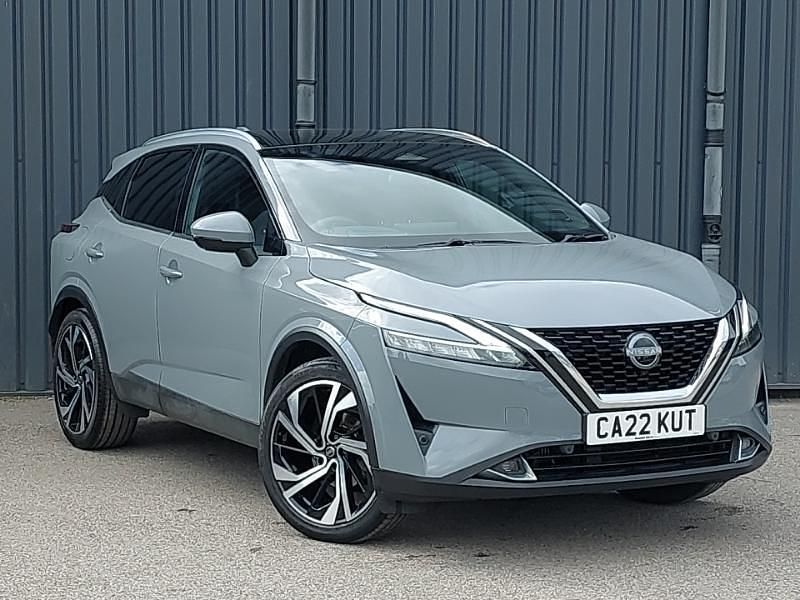Grey Used 2022 Nissan Qashqai Tekna+ SUV | £21,698 (Expensive) - Image 1/4