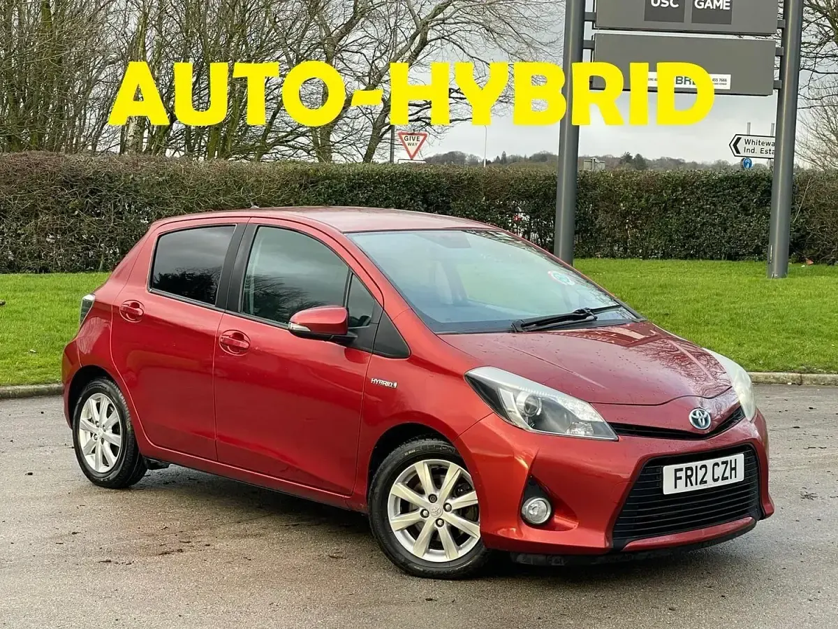 Used Toyota Yaris T4 2012 Red Hatchback