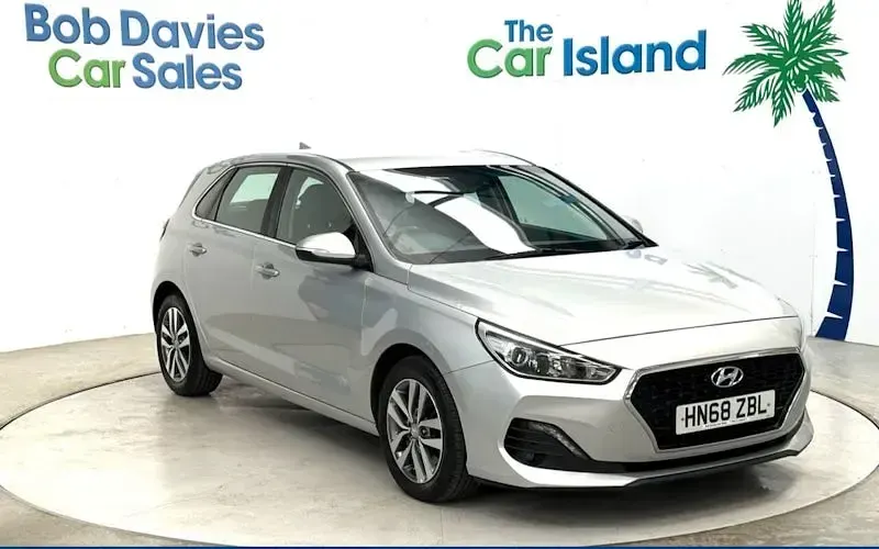Used Hyundai i30 SE 120 HP (88 kW) 2020 Hatchback