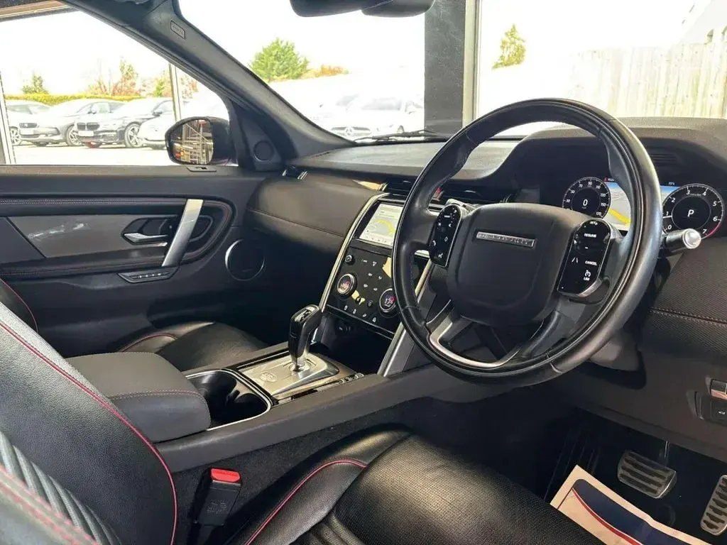 Used Land Rover Discovery Sport SE Dynamic 250 HP (183 kW) 2019 Red SUV
