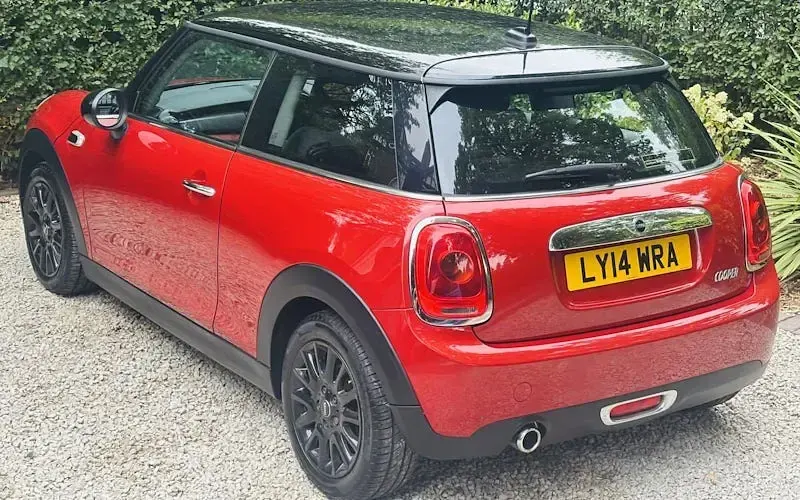 Used Mini Cooper Hatch 136 HP (100 kW) 2014 Red Hatchback