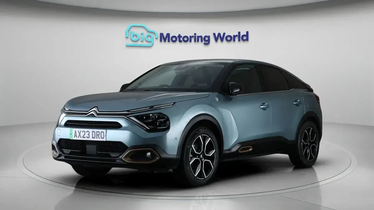 Used Citroën e-C4 100 kW (136 HP) 2023 Blue Hatchback