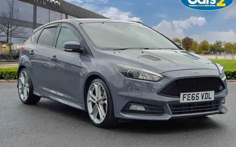 Used Ford Focus ST 250 HP (183 kW) 2015 Hatchback
