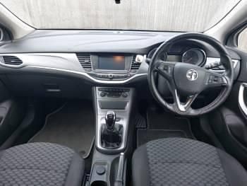 Used Vauxhall Astra 150 HP (110 kW) 2017 Grey Hatchback