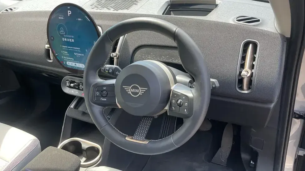 Used Mini Countryman 147 kW (201 HP) 2025 Silver SUV
