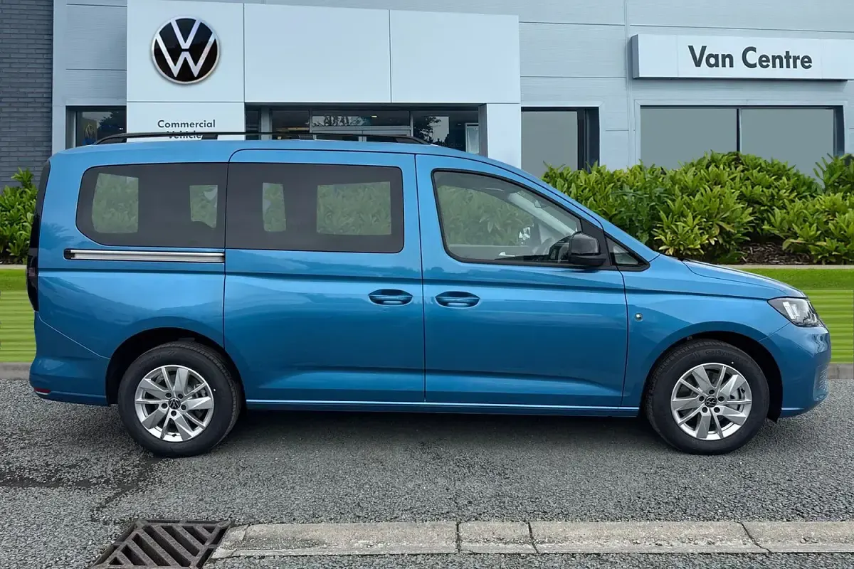 New VW Caddy Maxi S 122 HP (89 kW) 2026 Blue MPV