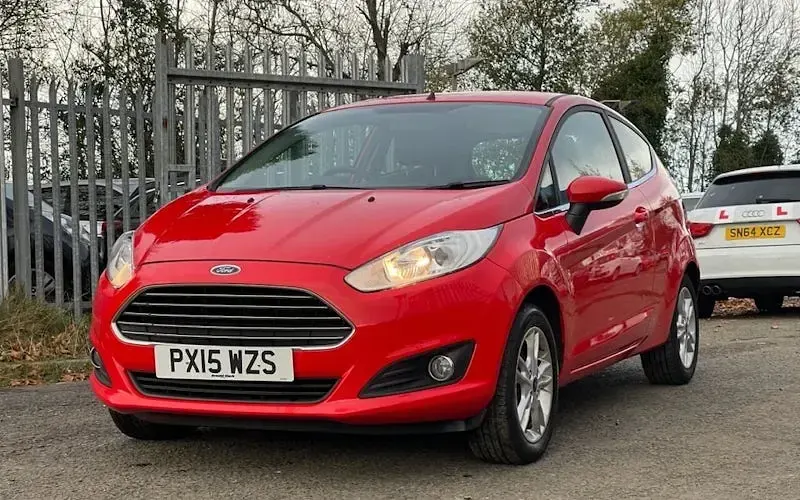 Used Ford Fiesta Zetec 75 HP (55 kW) 2017 Hatchback