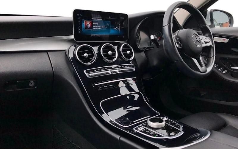 Used Mercedes C200 SE 184 HP (135 kW) 2020 Silver Sedan