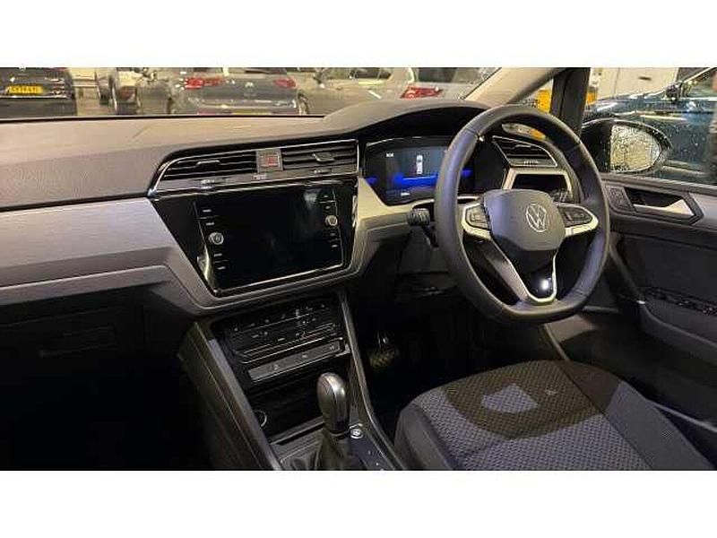 Used VW Touran 150 HP (110 kW) 2025 MPV