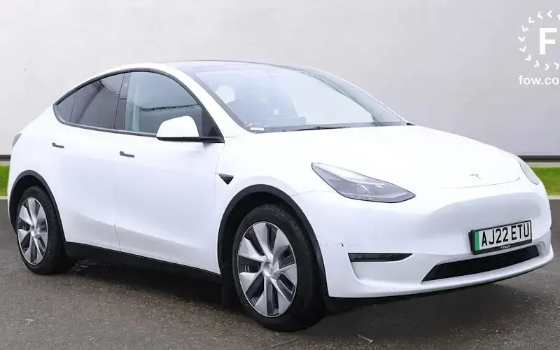 Used Tesla Model Y Long Range AWD 286 kW (389 HP) 2025 SUV