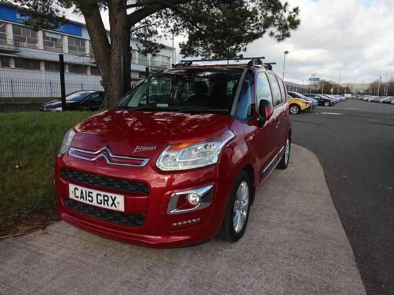 Used Citroën C3 Picasso Exclusive 100 HP (73 kW) 2015 Red MPV