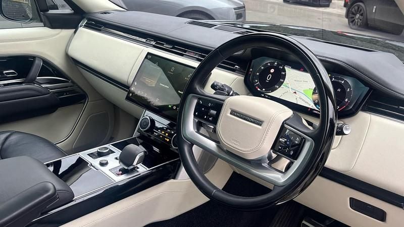 Used Land Rover Range Rover Autobiography 530 HP (389 kW) 2023 Black SUV