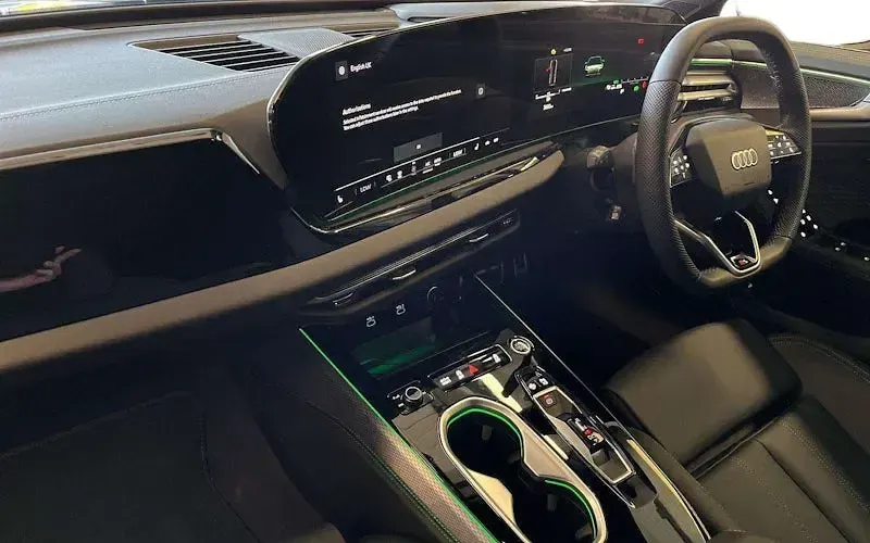 New Audi A6 S-Line 204 HP (150 kW) 2026 Black Sedan