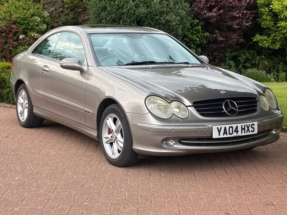 Used Mercedes CLK320 Avantgarde 2004 Silver Coupe