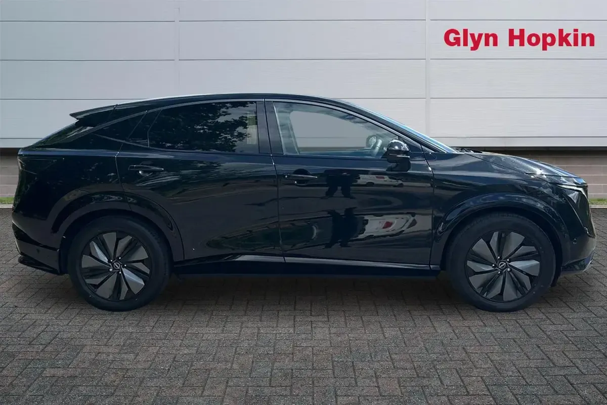 New Nissan Ariya Evolve 225 kW (306 HP) 2025 Black SUV