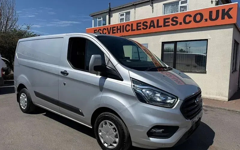 Used Ford Transit Custom Trend 105 HP (77 kW) 2022 Van