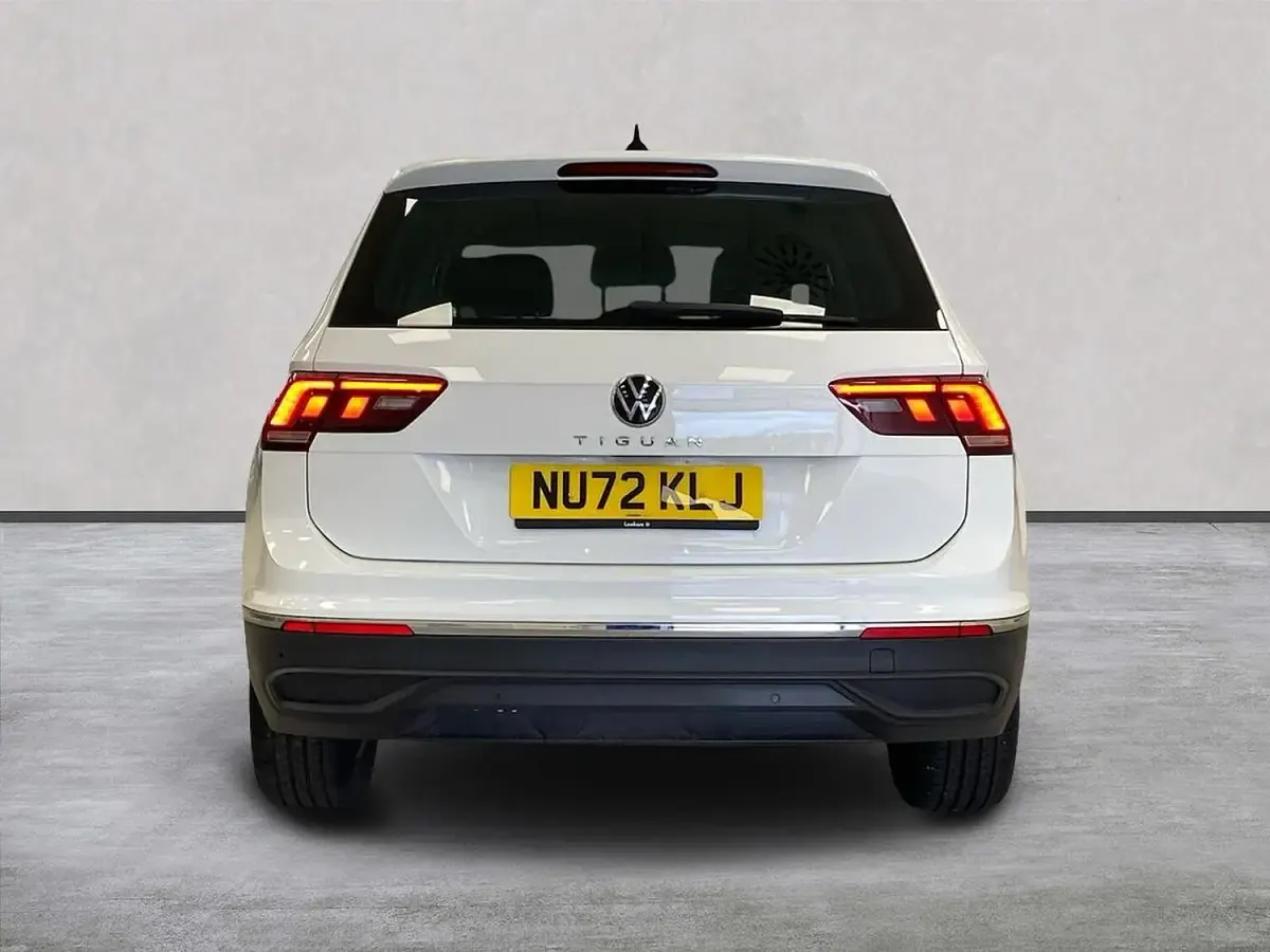 Used VW Tiguan S 150 HP (110 kW) 2022 White SUV