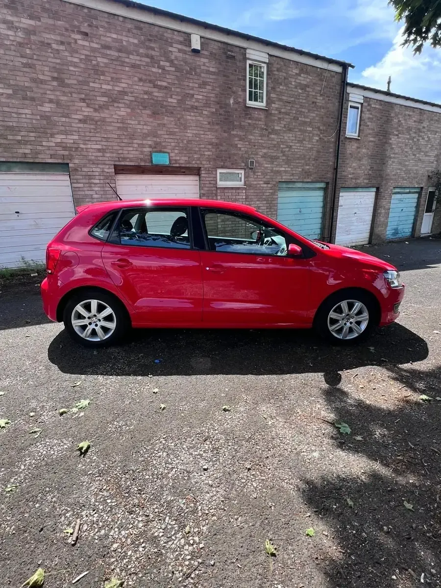 Used VW Polo SE 2011 Red Hatchback