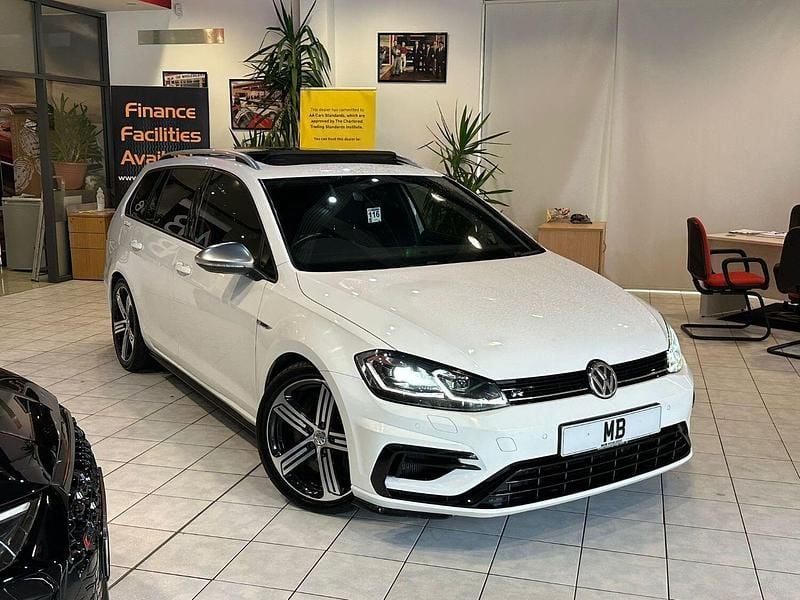 White Used 2018 VW Golf VII R Estate | £12,993 (Good price) - Image 1/4