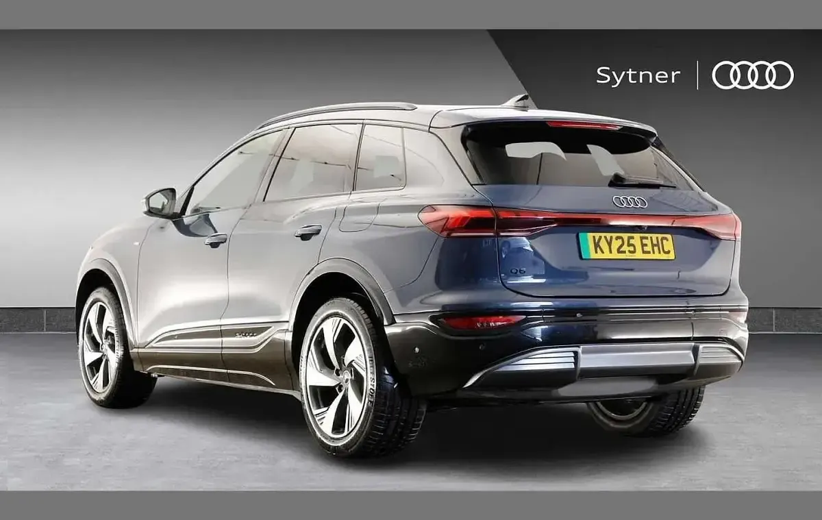 Used Audi Q6 e-tron S-Line 225 kW (306 HP) 2025 Blue SUV