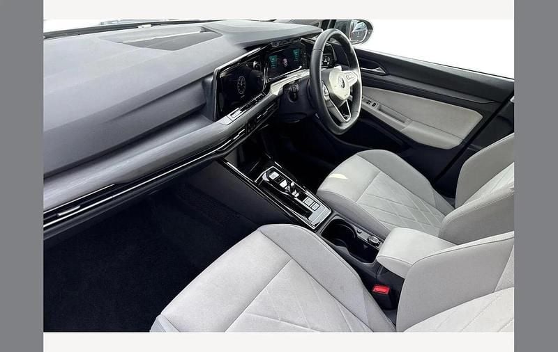 Used VW Golf VIII Style 204 HP (150 kW) 2022 Urano grey Hatchback