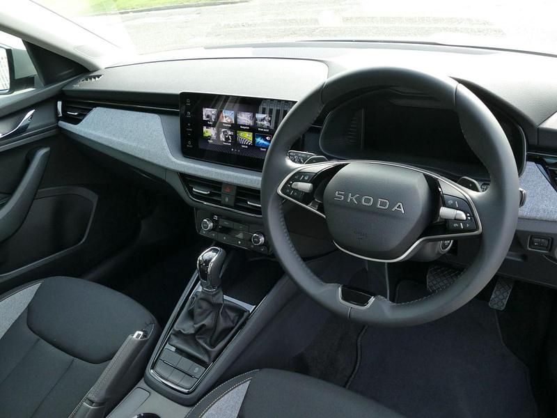 New Skoda Scala SE 116 HP (85 kW) 2025 Grey Hatchback