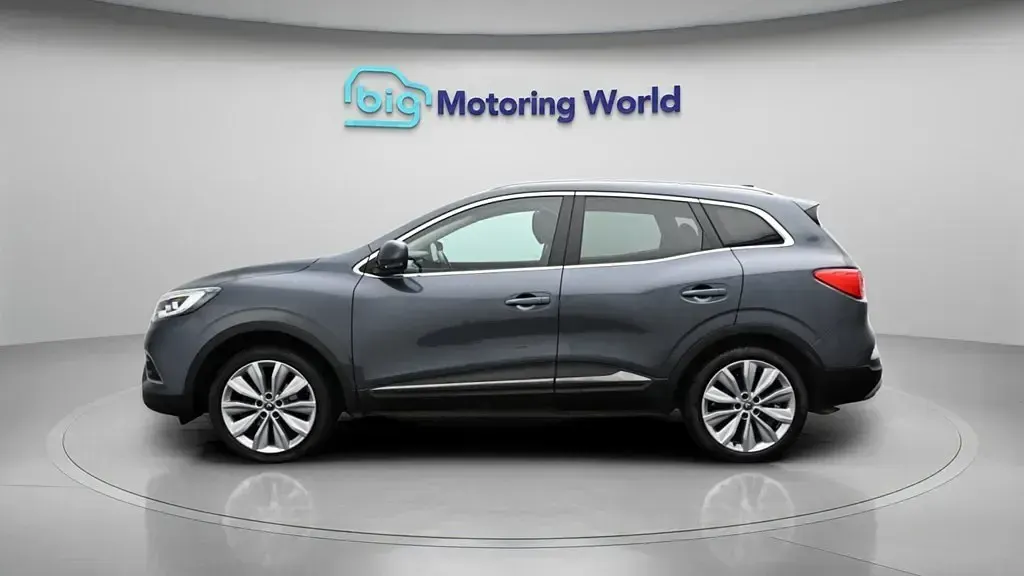 Usado Renault Kadjar Version S 140 HP (102 kW) 2020 Cinzento SUV