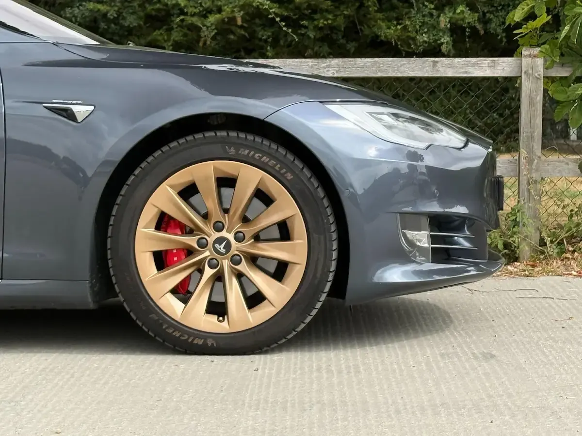 Used Tesla Model S 503 kW (685 HP) 2019 Grey Hatchback