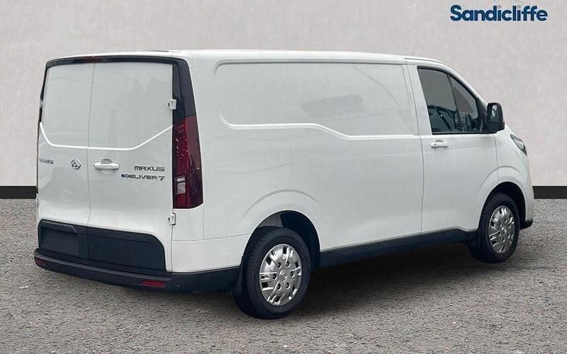 New Maxus V70 204 HP (150 kW) 2026 Van