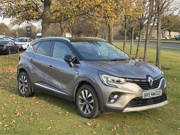 Grey Used 2020 Renault Captur Version S SUV | £14,502 (Fair price) - Image 1/1