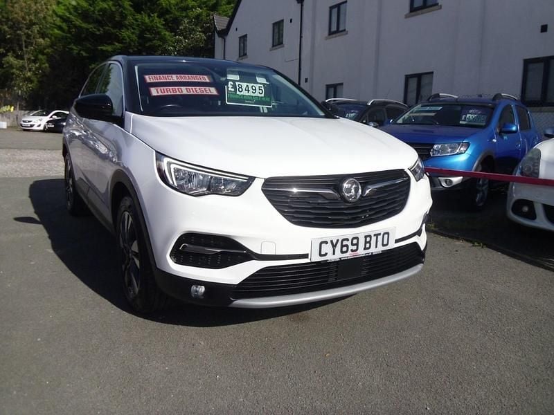 White Used 2019 Vauxhall Grandland X Sport SUV | £8,495 (Fair price) - Image 1/4