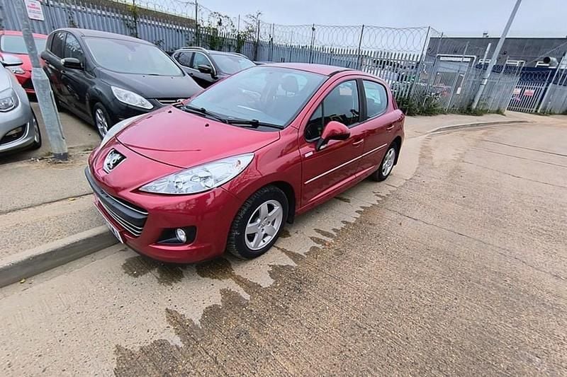 Red Used 2010 Peugeot 207 Hatchback | £1,799 (Good price) - Image 1/1