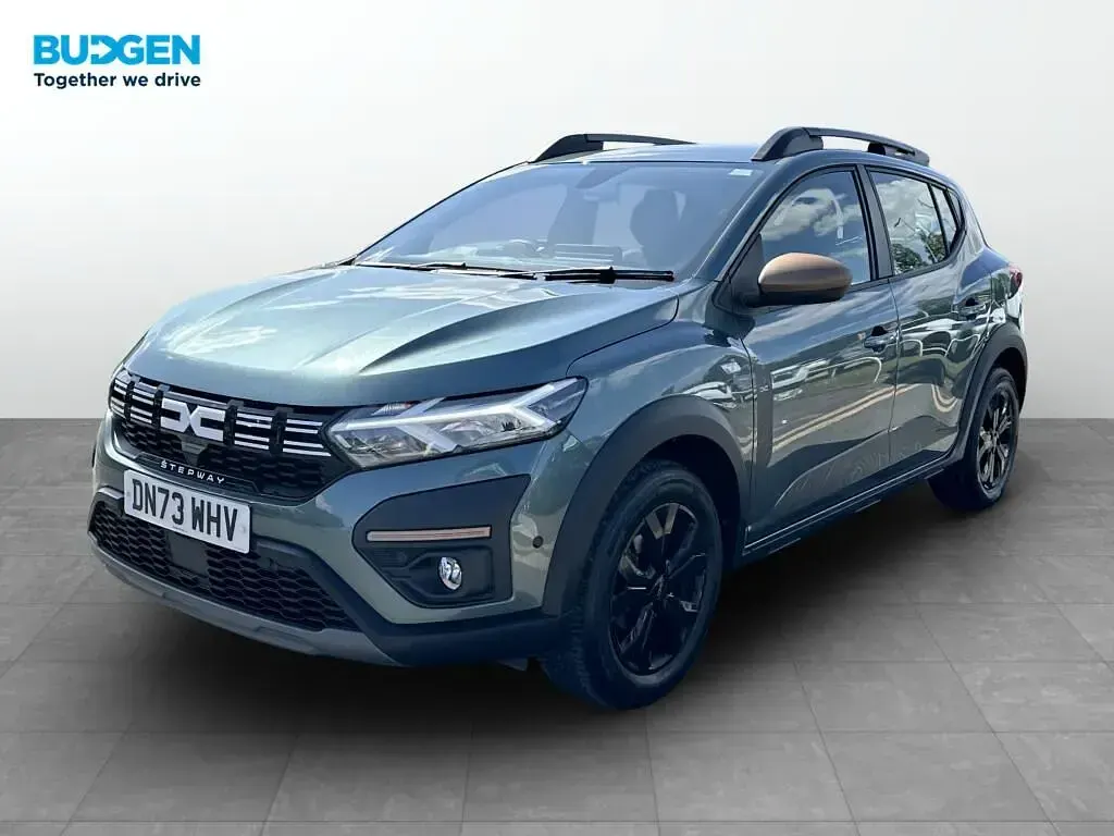 Used Dacia Sandero Extreme 2023 Green Hatchback