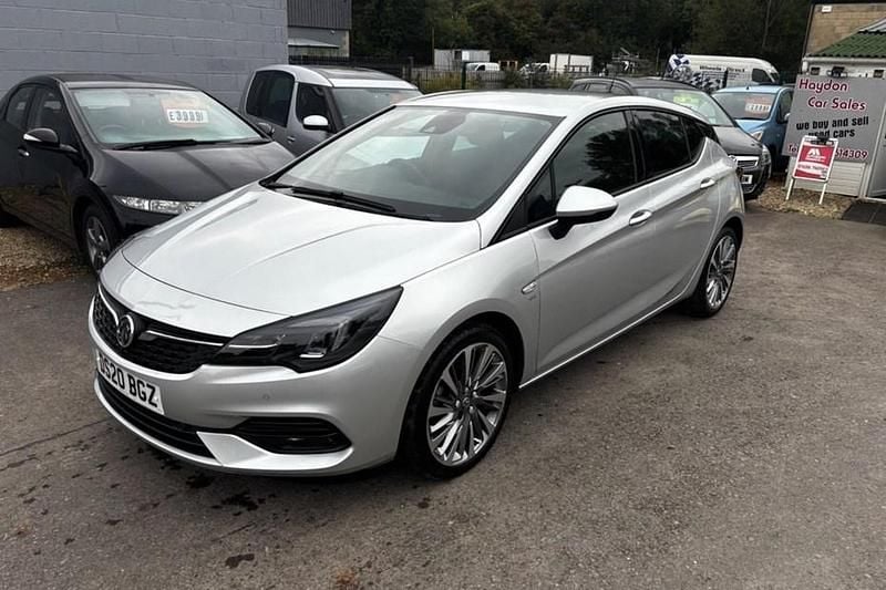 Silver Used 2020 Vauxhall Astra SRi Hatchback | £10,999 (Fair price) - Image 1/1