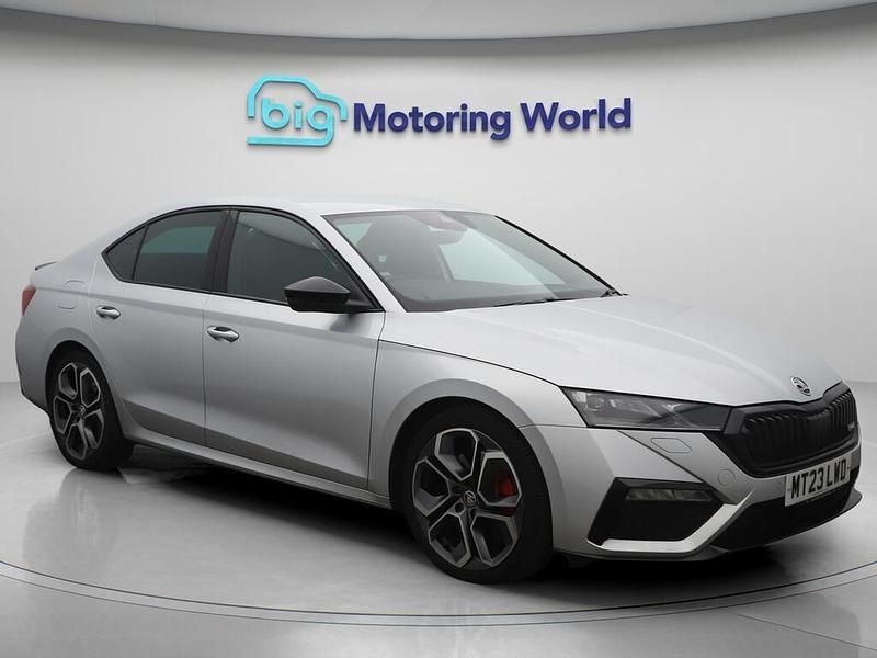 Silver Used 2023 Skoda Octavia vRS Hatchback | £23,700 (Fair price) - Image 1/4