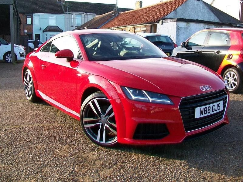 Used Audi TT S-Line 180 HP (132 kW) 2018 Red Coupe