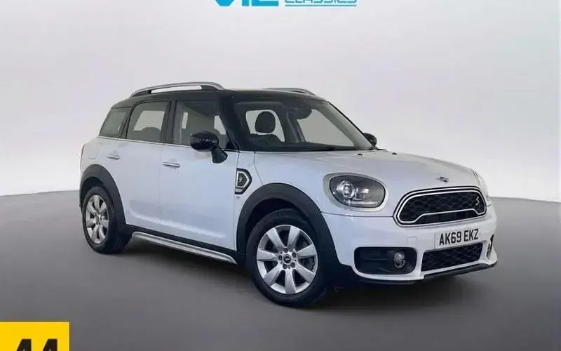 Used Mini Cooper S Classic 192 HP (141 kW) 2020 Hatchback
