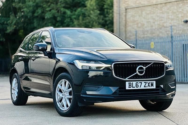 Used Volvo XC60 Momentum 190 HP (139 kW) 2018 Black SUV