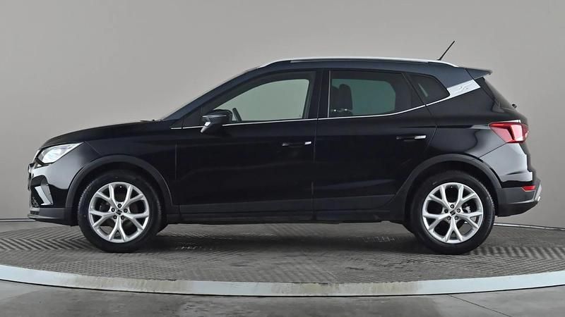 Used Seat Arona FR 110 HP (80 kW) 2023 Black SUV