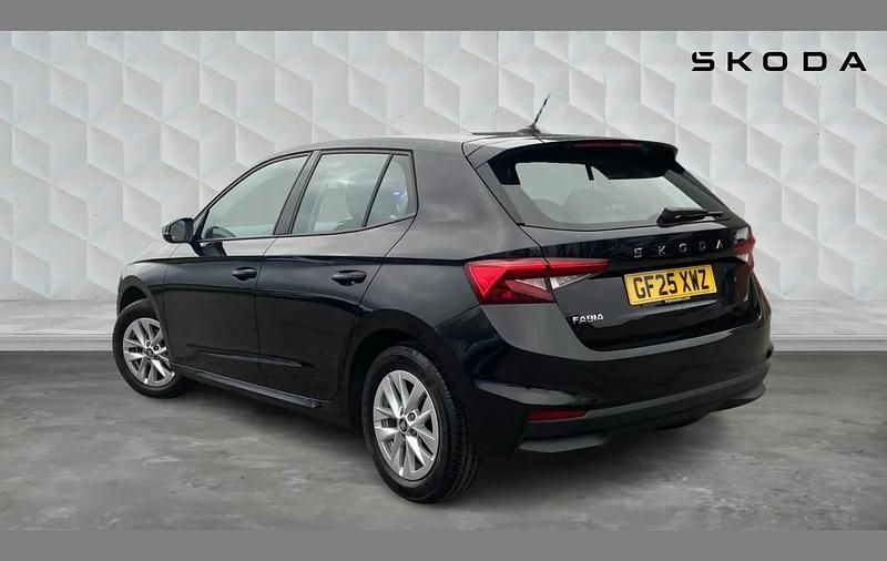 Used Skoda Fabia SE 94 HP (69 kW) 2025 Black magic pearl effect Hatchback