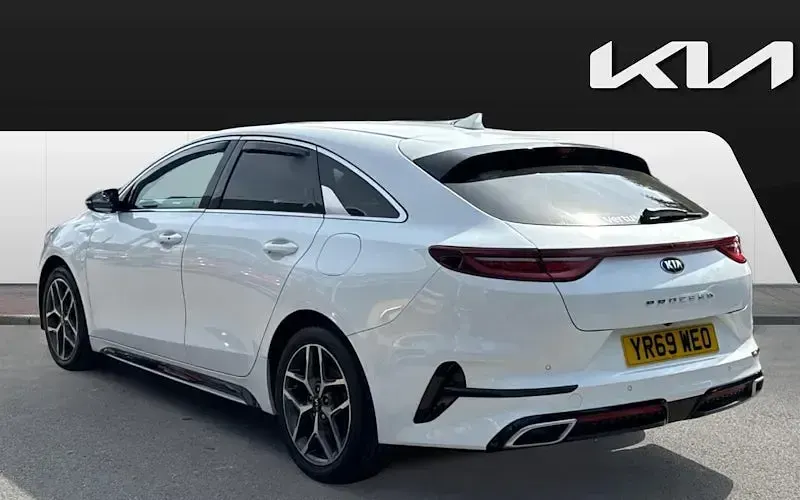 Used Kia ProCeed GT-Line 140 HP (102 kW) 2019 White Estate